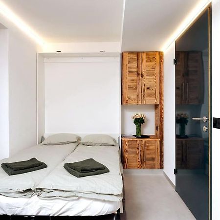 Small But Wow! Studio With Pool @ The Central Lake Crans-Montana Luaran gambar